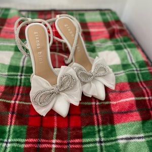 Gianni Bini Heels. Size 7.